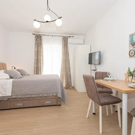 Apartament Lovric Vodice