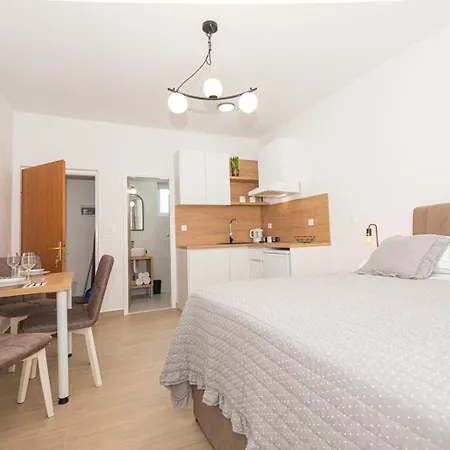 Apartament Lovric Vodice